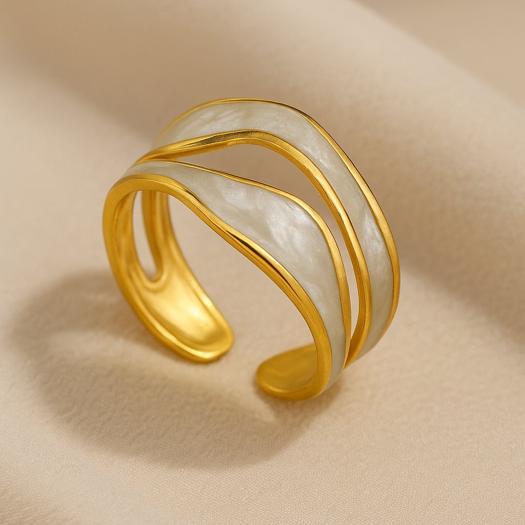 Eterna Wave Ring