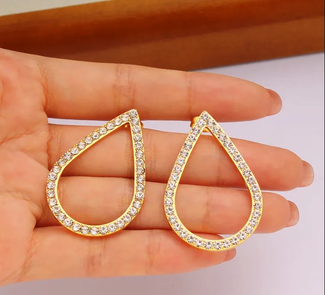 Crystal Dewdrop Earrings